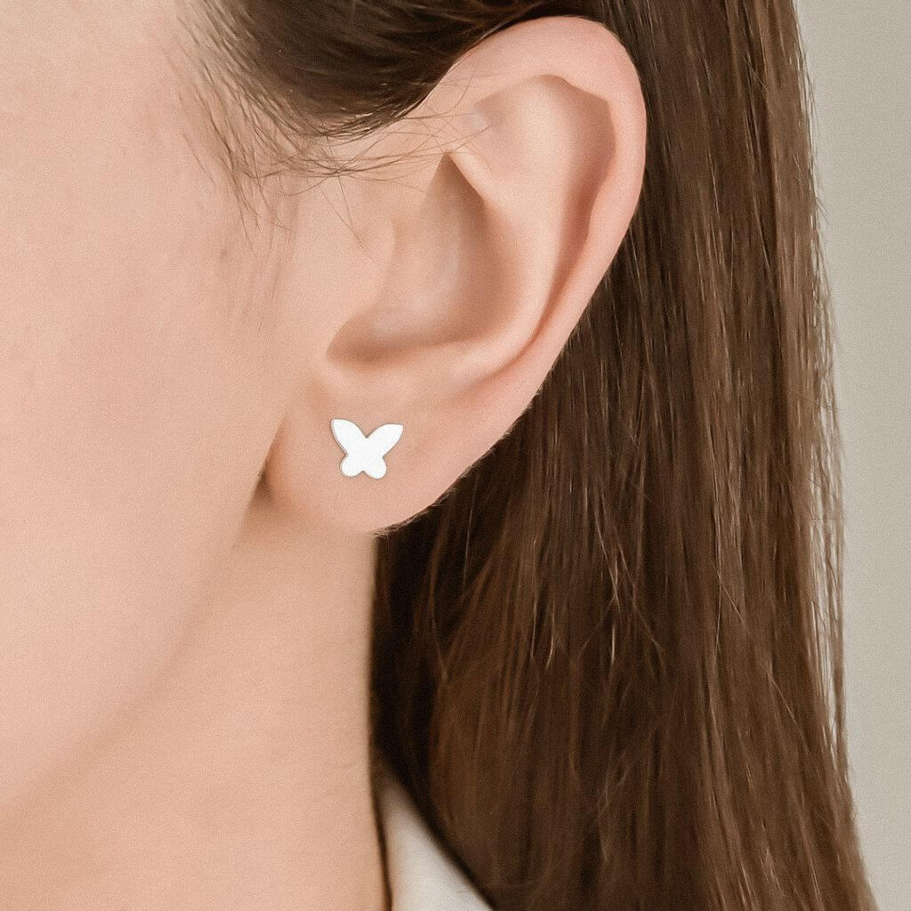 Brinco Borboleta Liso de Prata 925